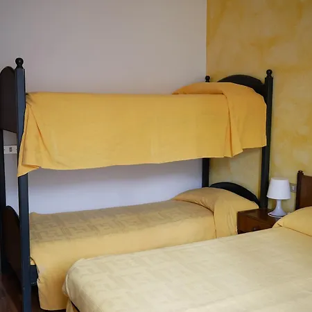Edelweiss Bed & Breakfast 2*