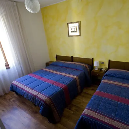 Bed & Breakfast Edelweiss 2*