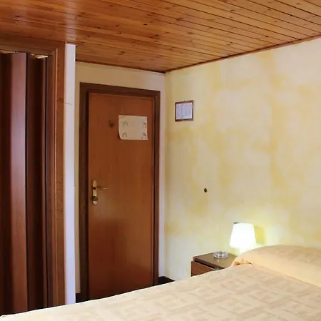 Edelweiss Bed & Breakfast Castione della Presolana