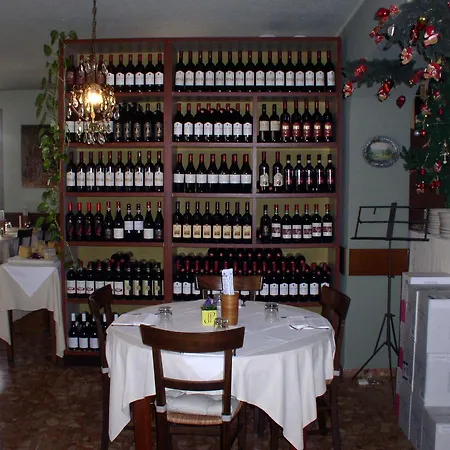 Edelweiss Bed & Breakfast 2*