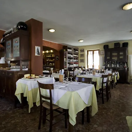 Edelweiss Bed & Breakfast 2*